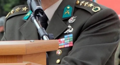 FETÖ övgüleri gündem olmuştu: Albay ve öğretim üyesinin başka makaleleri de ortaya çıktı 