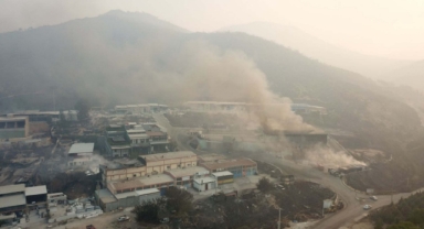 İzmir'deki yangın felaketinde ikinci gün: Havadan müdahale yeniden başladı 