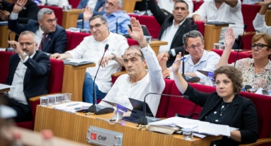 İzmir'in Tel Aviv ile kardeş şehir protokolü iptal ediliyor