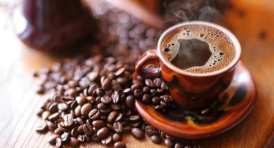 Kahvaltıdan önce kahve içmek zararlı mı?