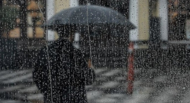 Meteoroloji Genel Müdürlüğü uyardı: İzmir'e sağanak geliyor!