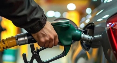 Motorine indirim pompaya yansıdı 