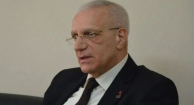 Naşit Birgüvi: “Ülkemizi Araplaştırmaya utanmıyor musunuz?”