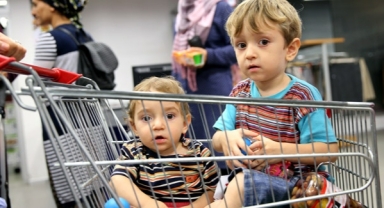 OECD verileri açıklandı: Türkiye'de binlerce çocuk yatağa aç giriyor! 