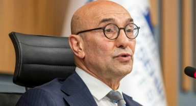 Soyer’den Tugay’a: “Hizmet çıtasını nasıl daha yükseğe çıkaracağını düşünsün” 