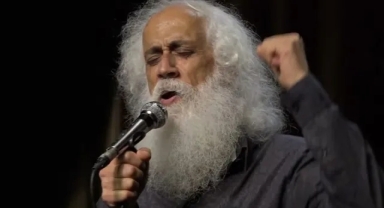 Suavi'nin konserine saldırı girişimi!