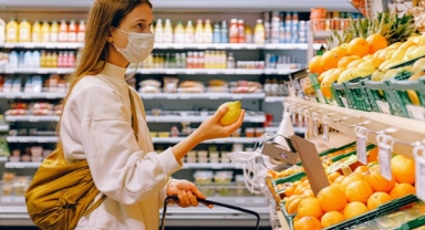 Tüketici güven endeksi sekiz ay sonra ilk kez yükseldi