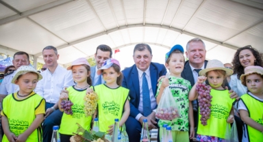 Bağbozumu Şenliği başladı: Başkan Tugay, 