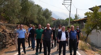 Vali Elban: Saatte 80 km'yi bulan rüzgar hızı çalışmaları zorlaştırıyor