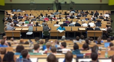 Yükseköğretimde umutlar tükeniyor: 878 bin öğrenci eğitimi bıraktı