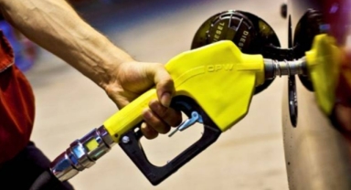 Benzine dev zam yolda