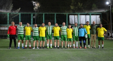 Bornova’da Avrupa Hareketlilik Haftası etkinlikleri sürüyor: Başkan Eşki gençlerle sahada buluştu