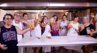 Çiğli Belediye Başkanı Yıldız: Kadınlar aile bütçelerine katkıda bulunabilecekler