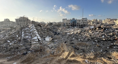 Gazze'de İsrail saldırıları devam ediyor: Can kaybı 42 bin 252'ye çıktı!