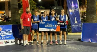 İzmir Cup’a 93’üncü İEF’te muhteşem final