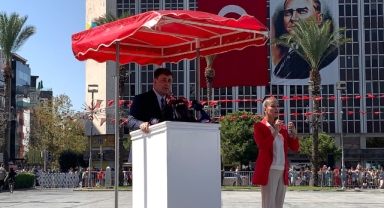 İzmir, kurtuluşunu kutladı: Hiçbir çıkar, vatan sevgisinin önüne geçemez!