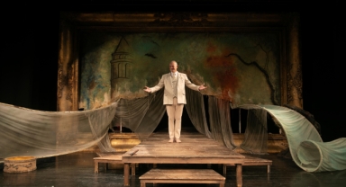 İzmir Şehir Tiyatroları, perdelerini 3 Ekim’de açıyor