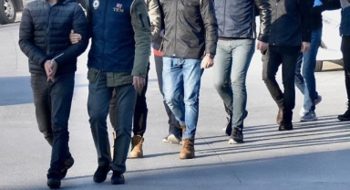 İzmir ve İstanbul'da TEM'den eş zamanlı operasyon: 4 MLKP üyesi yakalandı