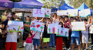 Karabağlarlı çocuklardan çevreye duyarlı etkinlik