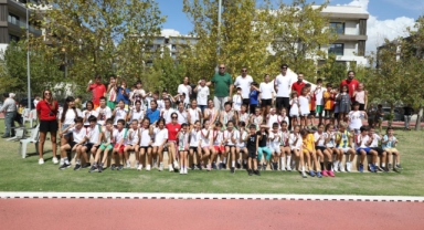 Karşıyakalı çocuklar atletizm şenliğinde buluştu