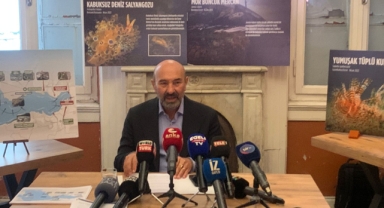 Soyer’den Körfez çıkışı: Her başkanın sorumluluğu ‘Ben bu Körfez’de yüzeceğim’ demektir