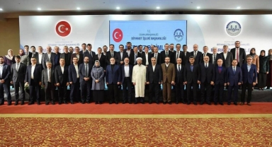 78 üniversite bir Diyanet etmedi