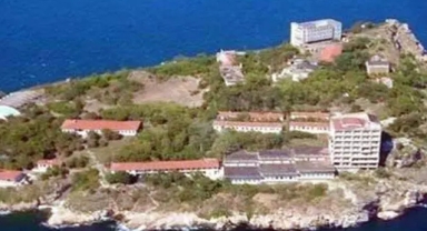 Bahçeli'nin açıklamalarına tepkiler sürerken 'İmralı ziyaretine izin çıktı' iddiası