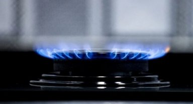 Bakan Bayraktar duyurdu: Doğalgaz ve elektriğe yeni zam yolda mı? 