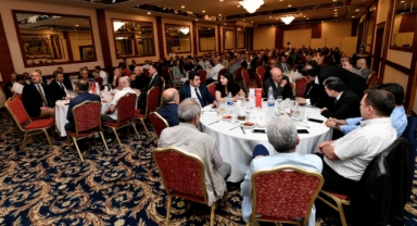 Başkan Eşki EKAF’ın gönül sofrasında konuştu: “Diyalog ve birlikte çalışmak topluma hizmetin anahtarıdır”