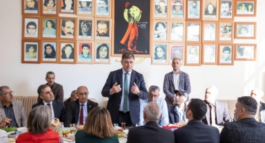 Başkan Tugay'dan Ahmet Özer çıkışı: 