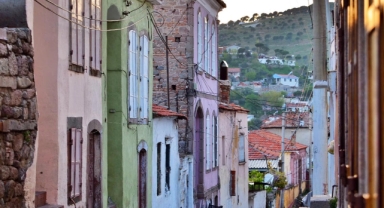 Bergama'da 7 parsel satışa çıkarılıyor: Tahmini 3.3 milyon TL gelir