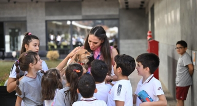 Bornova’da miniklerden büyük mesaj