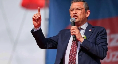 CHP Genel Başkanı Özel'den Erdoğan'a çağrı: O hastanelerin hepsini bir gecede kamulaştıralım