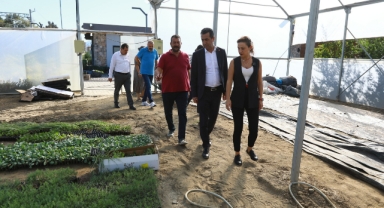 Efes Tarlası Yaşam Köyü’ne Genel Başkan Yardımcısı Erhan Adem’den övgü