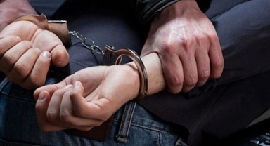 Hakkında 38 yıl hapis cezası olan şahıs, Karabağlar'da yakalandı!