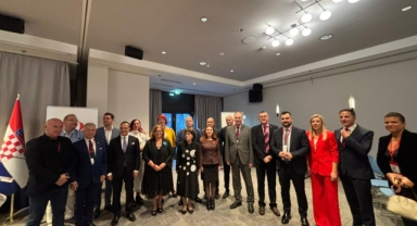 Hırvat-Türk Dostluk Derneği’nden İzmir’e ödül