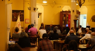 İzmir’de edebiyat dolu akşam