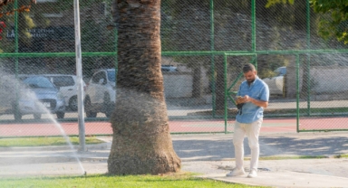 İzmir’in parklarında akıllı sulama dönemi