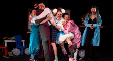 İzmir Şehir Tiyatroları yeni yol arkadaşları arıyor