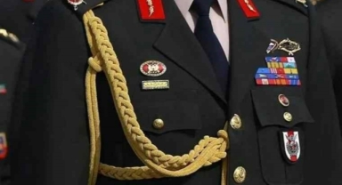 Kaçakçılık yaptığı ortaya çıkmıştı: O tuğgeneralin rütbesi alındı