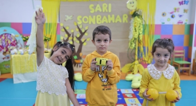 Konaklı minikler “Sarı Sonbahar” ile hem eğlendi hem öğrendi