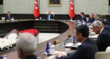 Kulislerde “kabine” hareketliliği: Kabine değişikliği için kimlerin ismi geçiyor? 