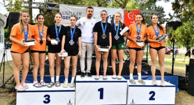 Liseliler Plaj Voleybolu Şenliği coşkuyla sona erdi