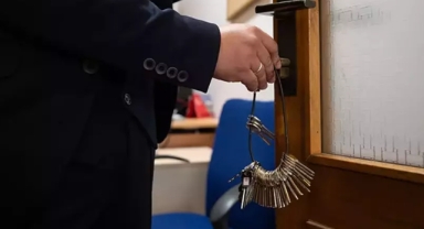 SOL Parti'den kapalı oturum eleştirisi: İsrail oturumu bu şovun bir parçasıdır