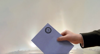 Son seçim anketinde “kararsızlar” liste başı! 