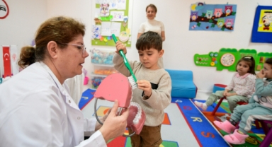 Başkan Eşki: “Sağlıklı gülüşler sağlıklı gelecek demektir”