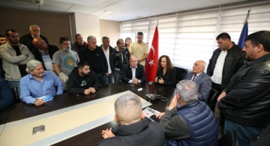 Başkan Ünsal pazarcı esnafını konuk etti: Pazar yerlerindeki sorunlar iş birliğiyle çözülecek