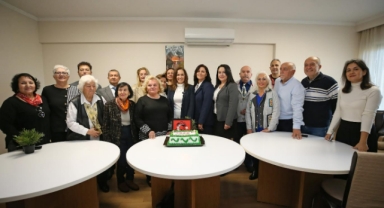 Başkan Yıldız Ünsal, Öğretmenler Günü’nü kutladı