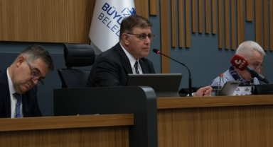 Büyükşehir Meclisi’nde bütçe mesaisi: ESHOT ve İzBB’nin bütçesi onaylandı! 