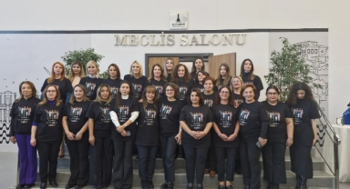 CHP'li üyelerden İstanbul Sözleşmesi protestosu